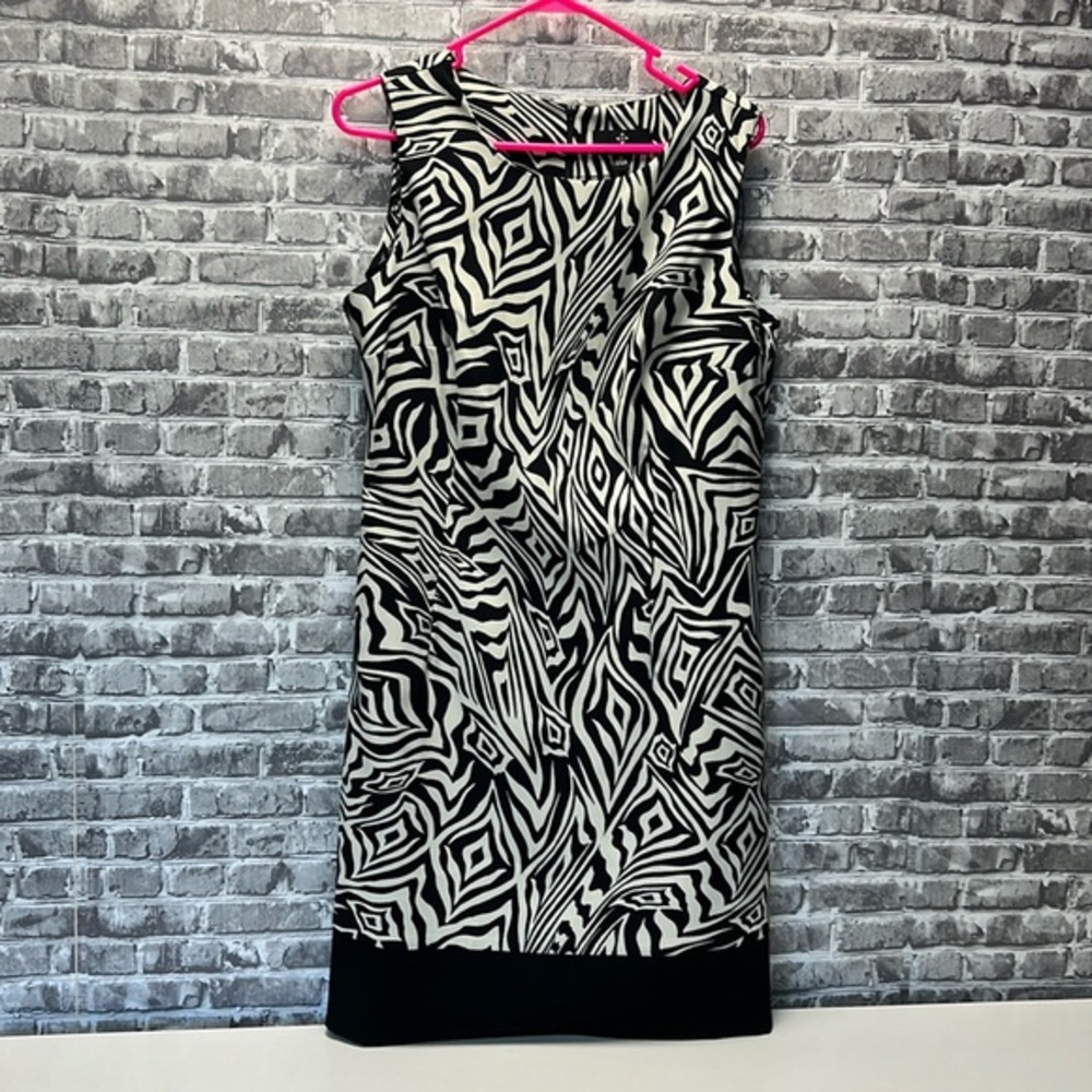 Ronni Nicole dress